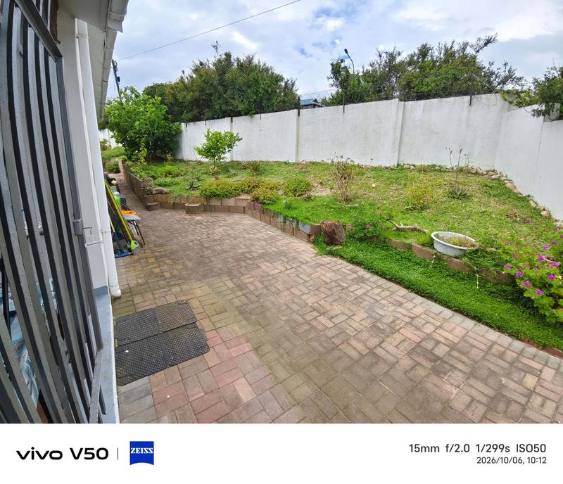 3 Bedroom Property for Sale in Fraaiuitsig Western Cape